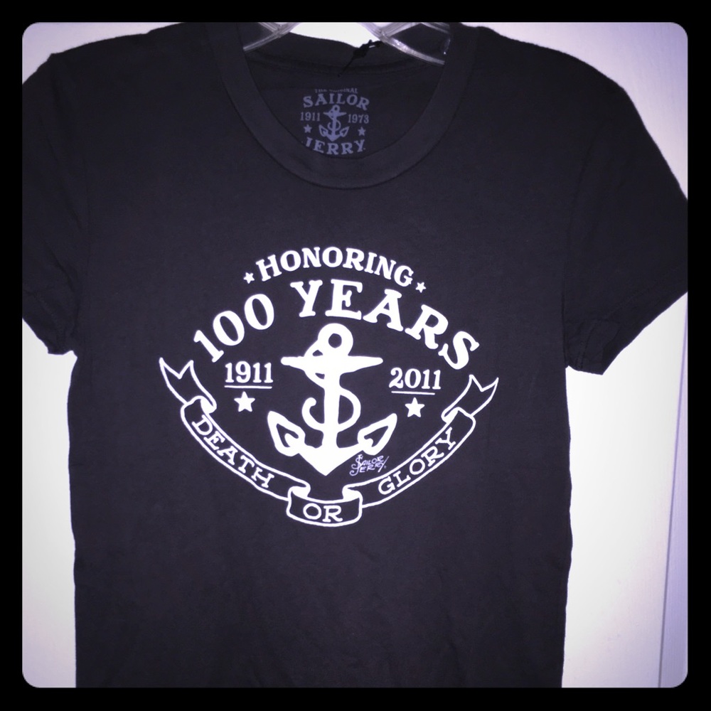 NEW Women’s Sailor Jerry T-Shirt Sz. M